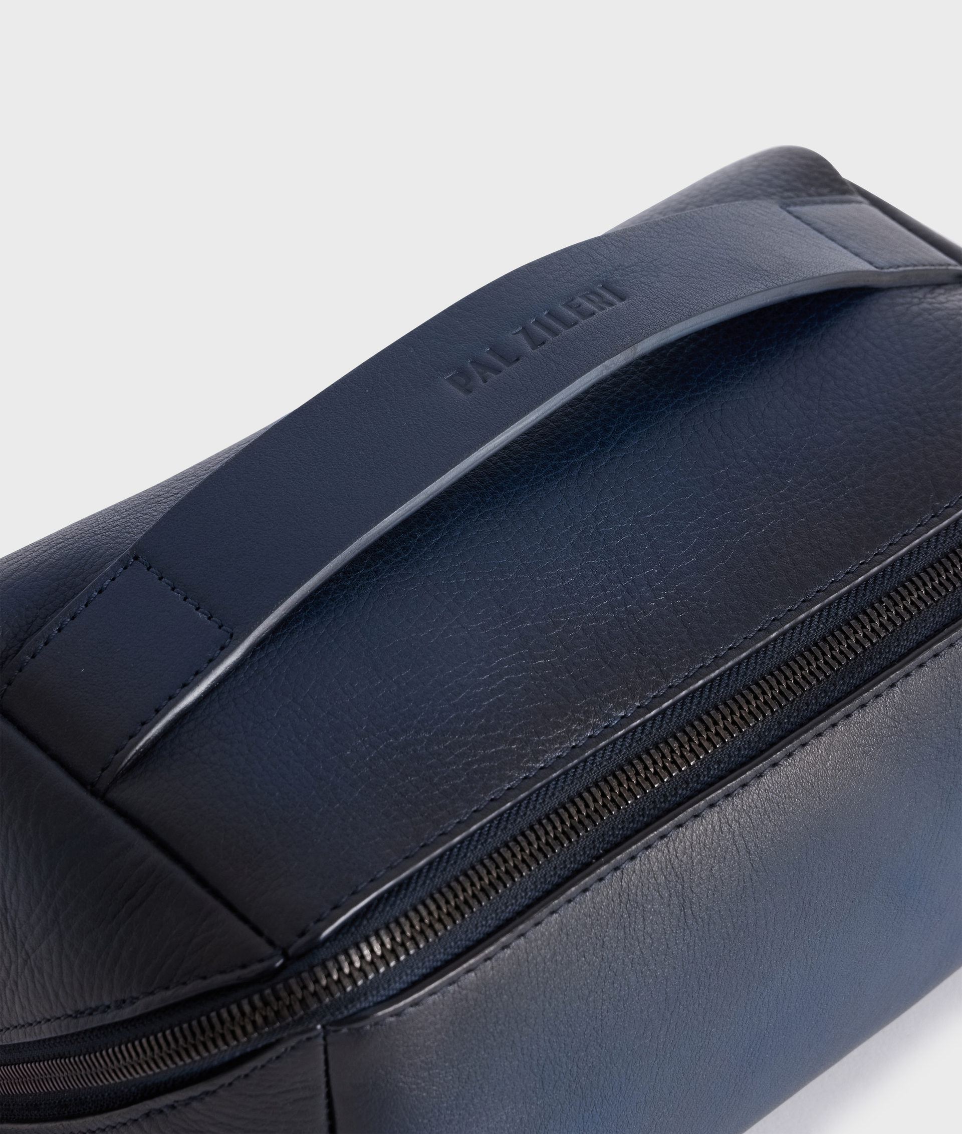 Beautycase In Vegetable Tanned Leather Navy Blue | Pal Zileri