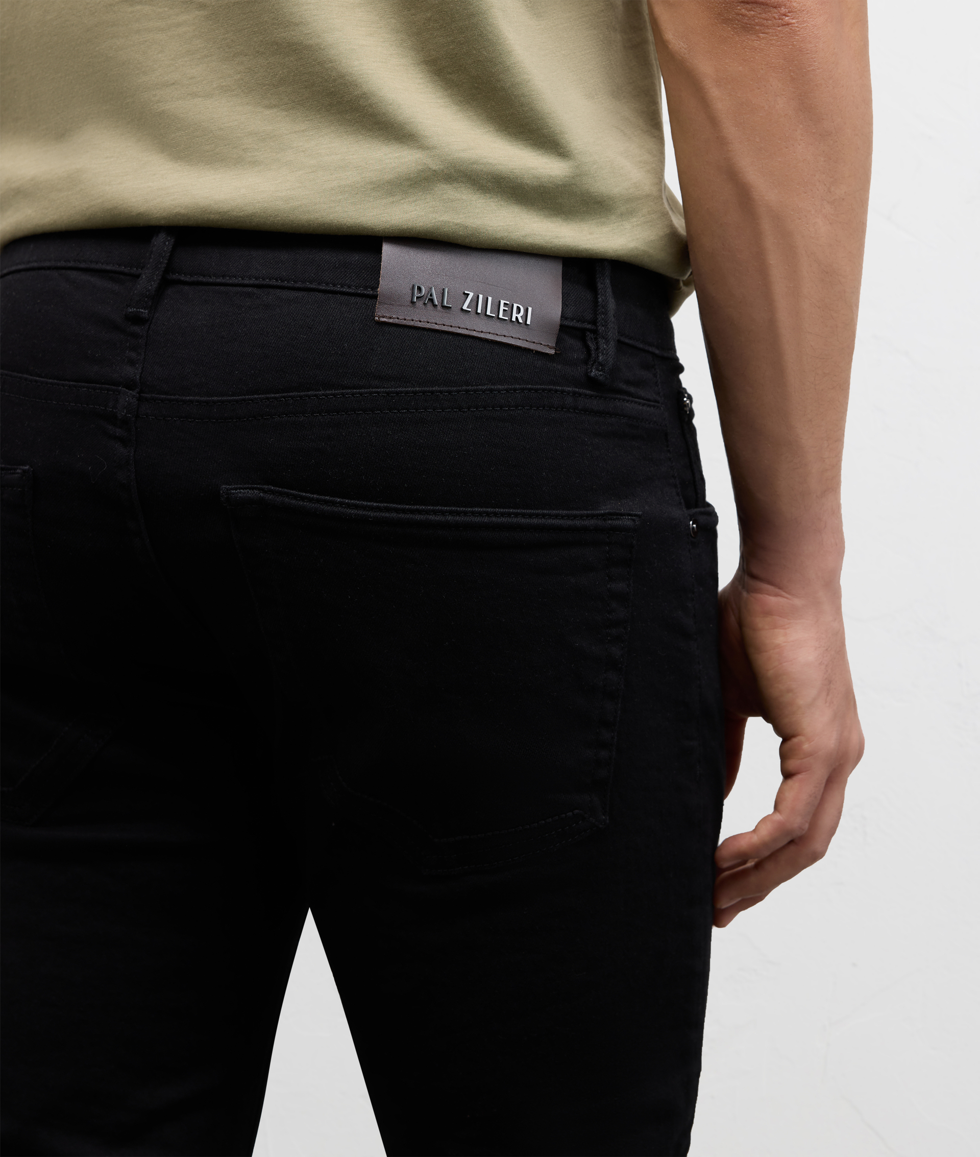 Pantaloni In Denim Lavato In Cotone Stretch Nero | Pal Zileri