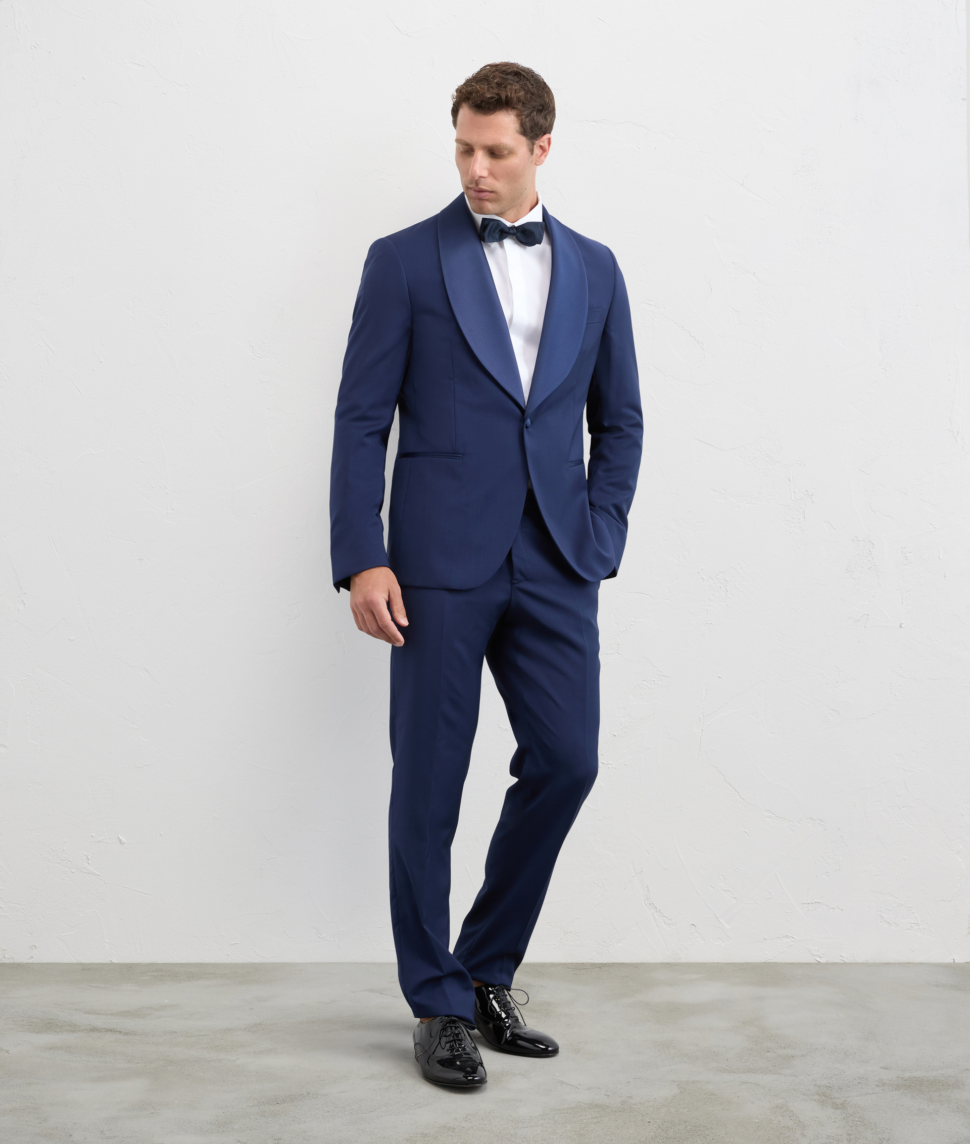Suit In Pure Wool With Satin Lapel Blue - Suits and Blazers - Pal Zileri | Official Website