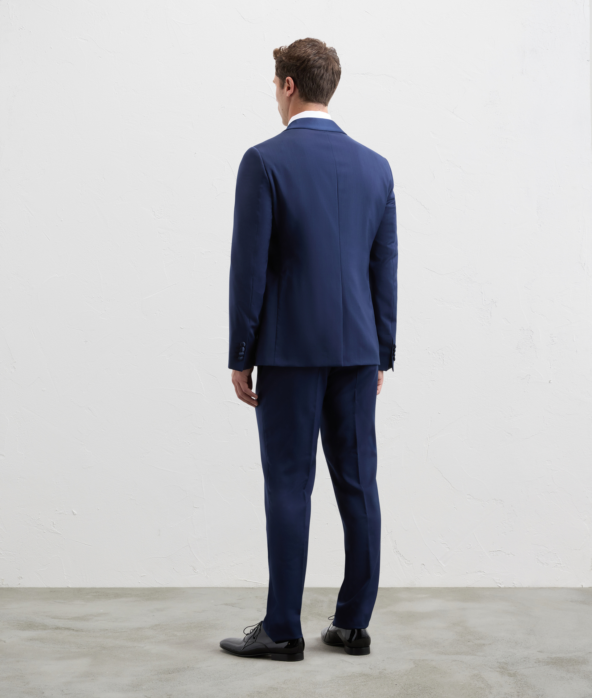 Suit In Pure Wool With Satin Lapel Blue - Pal Zileri | Official Website