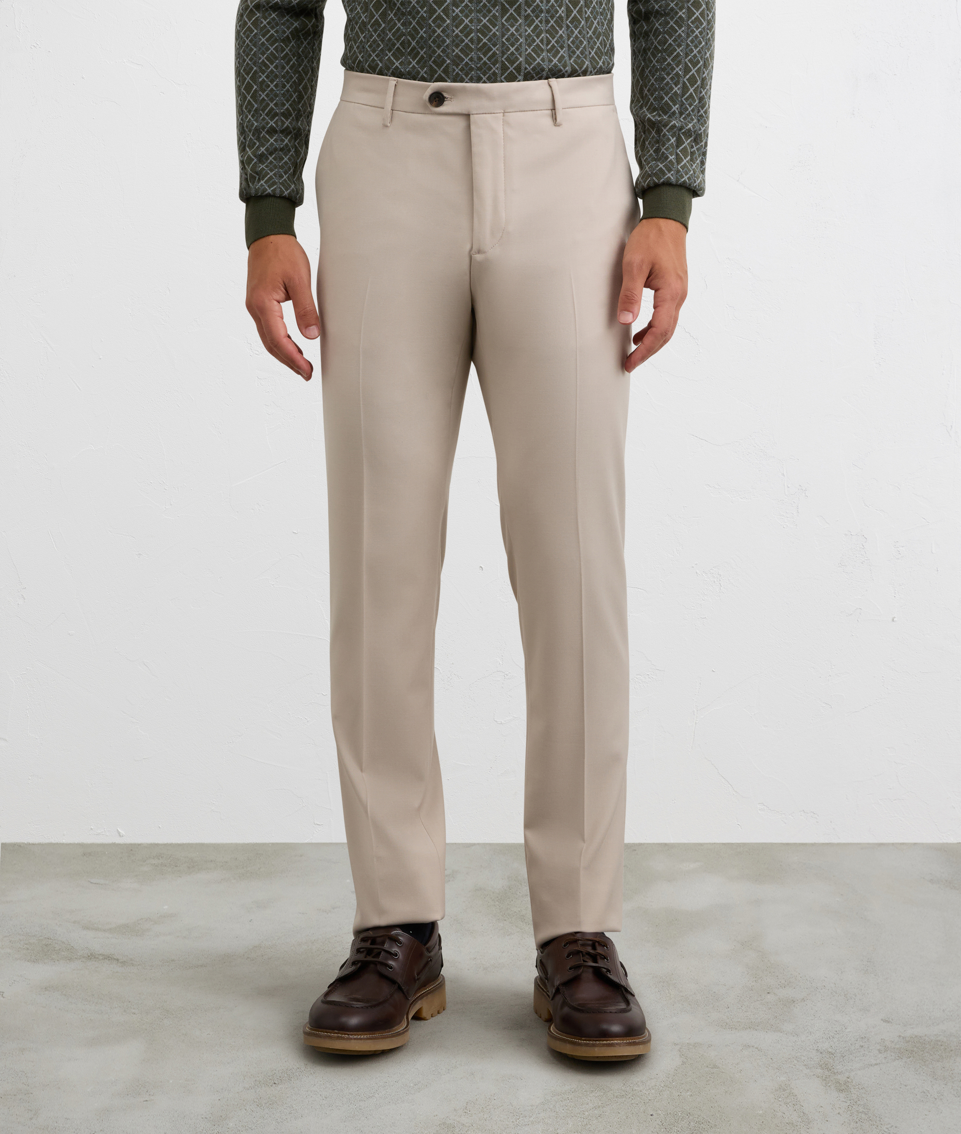 natural flat front chinos in cotton and elastane | Pal Zileri