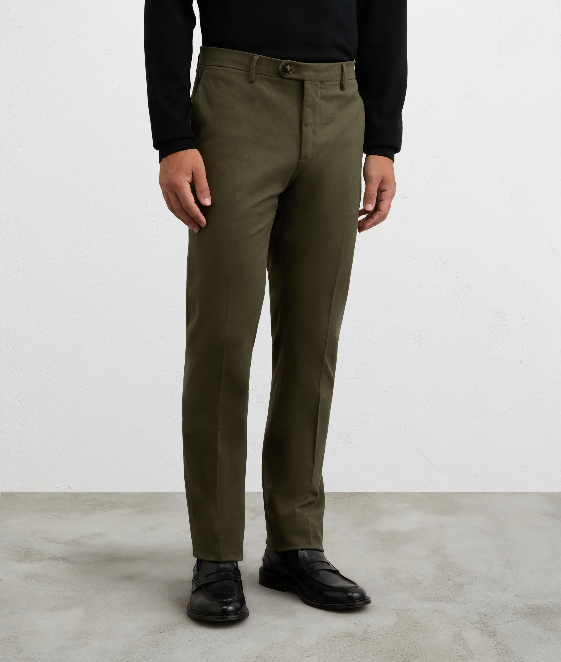 green flat front chinos in cotton and elastane | Pal Zileri
