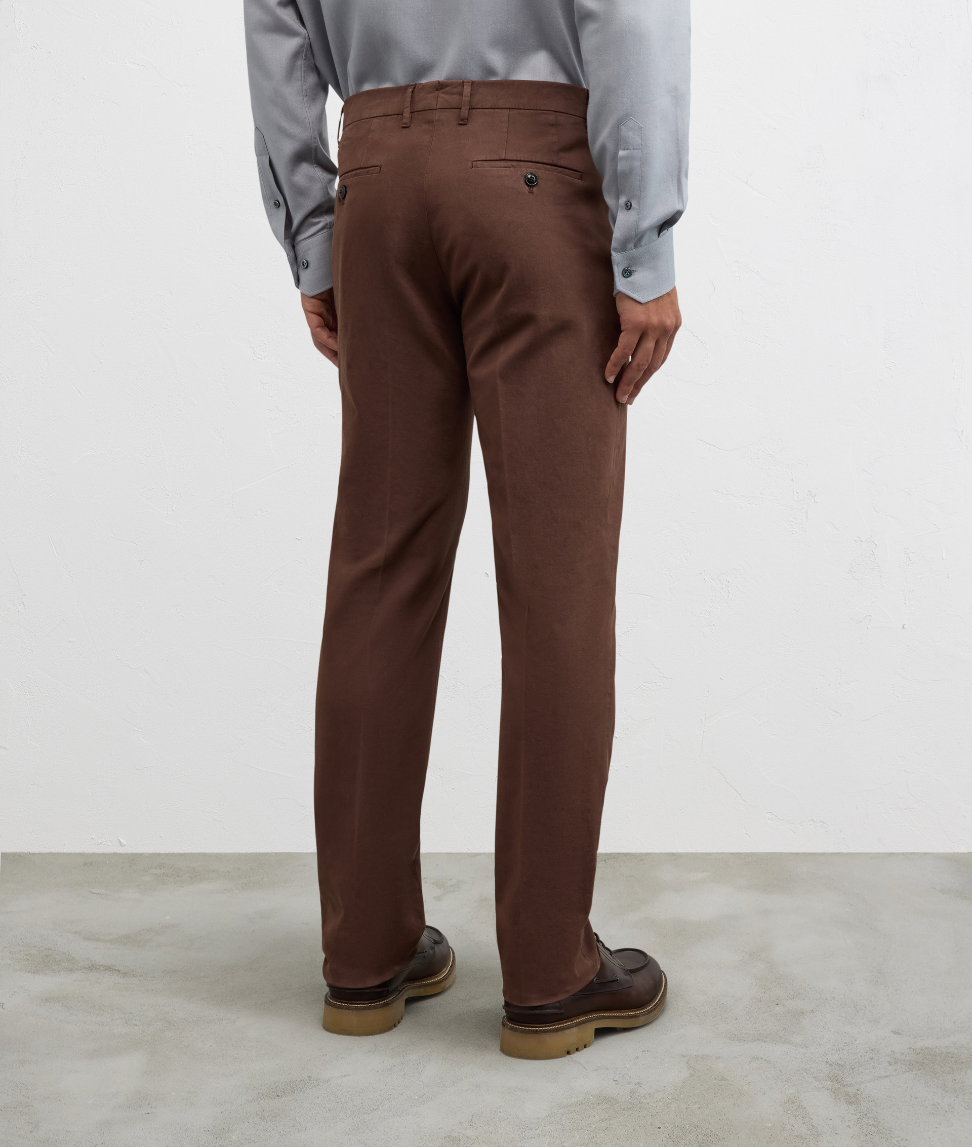 chino flat front with 1eight cm hem in soft garment dyed brown gabardine - Pal Zileri | Official Website