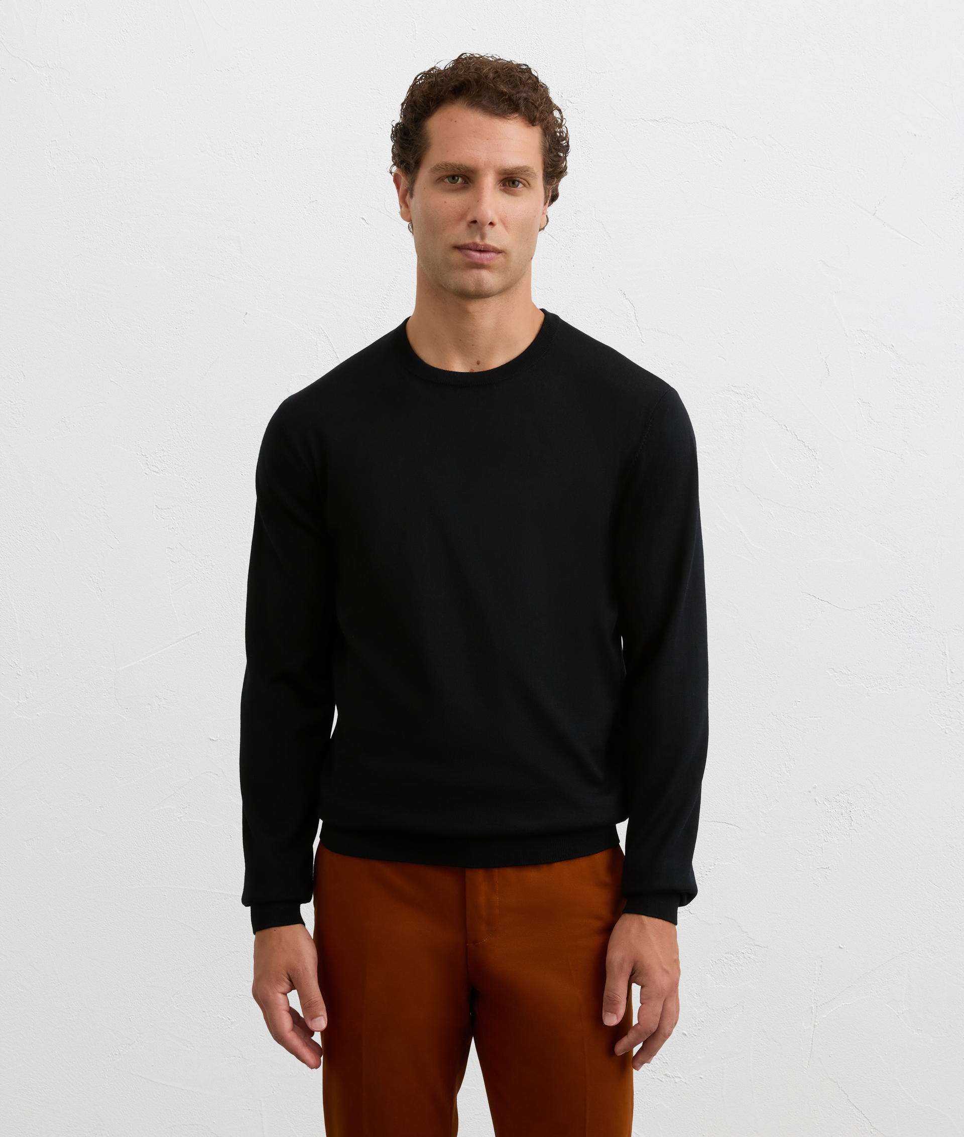 black crewneck sweatshirt in effortless regular fit wool | Pal Zileri