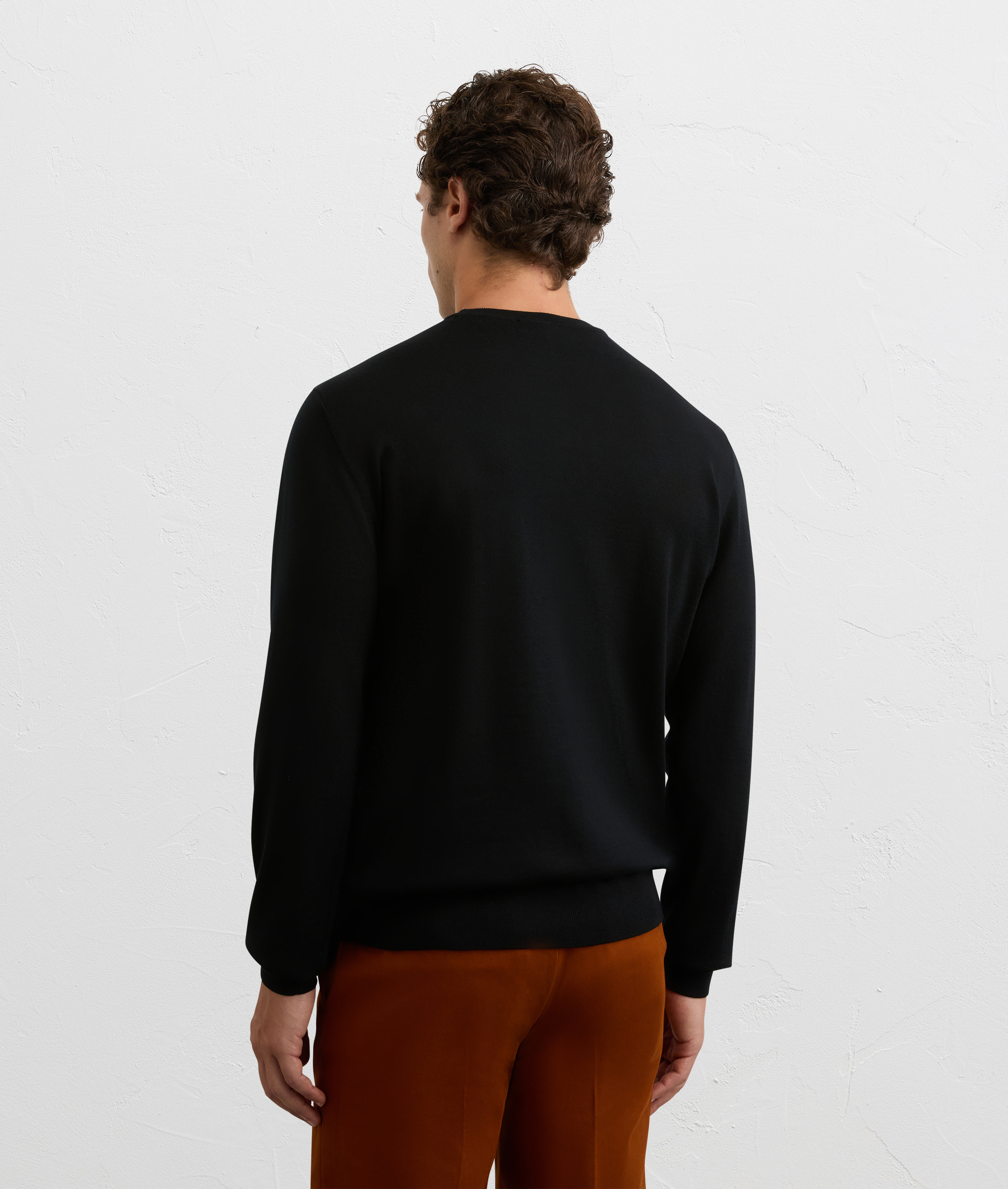 black crewneck sweatshirt in effortless regular fit wool | Pal Zileri