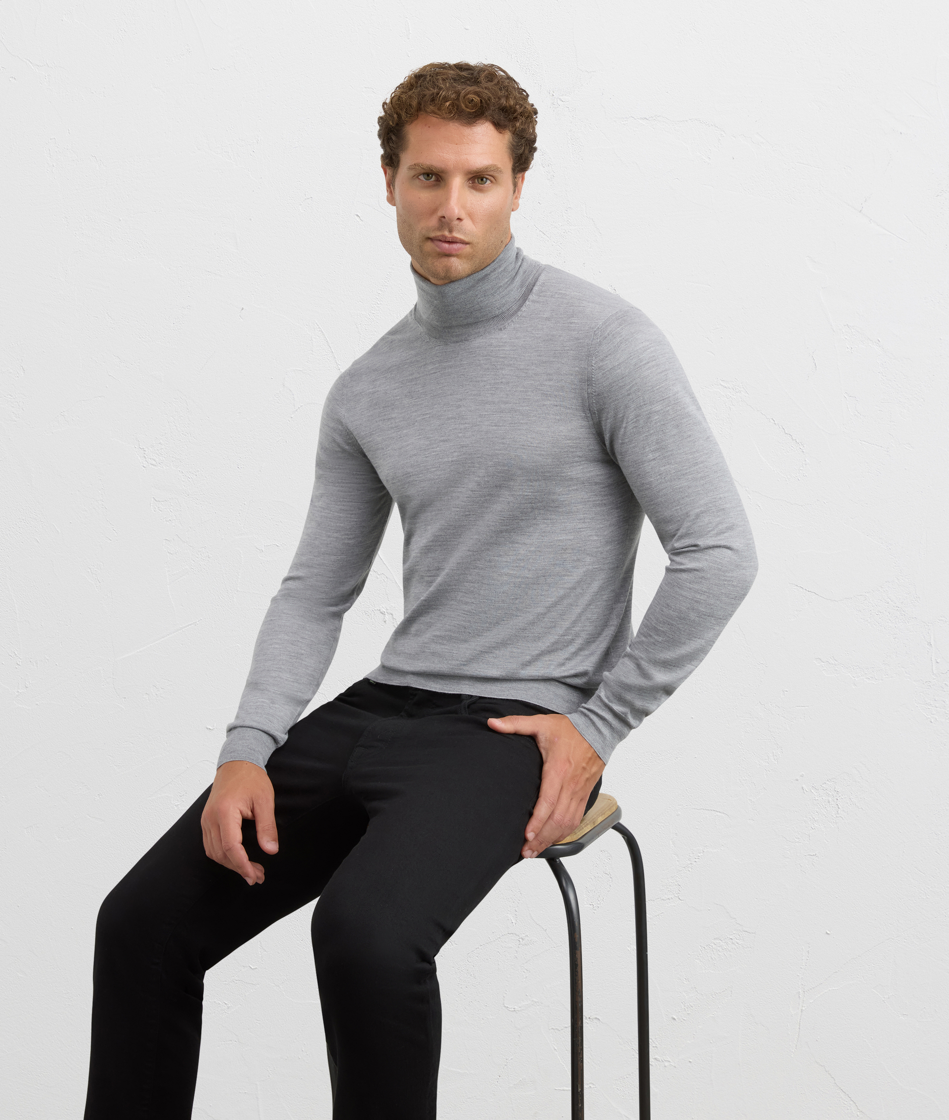 regular fit ribbed turtleneck in light grey wool and cashmere | Pal Zileri